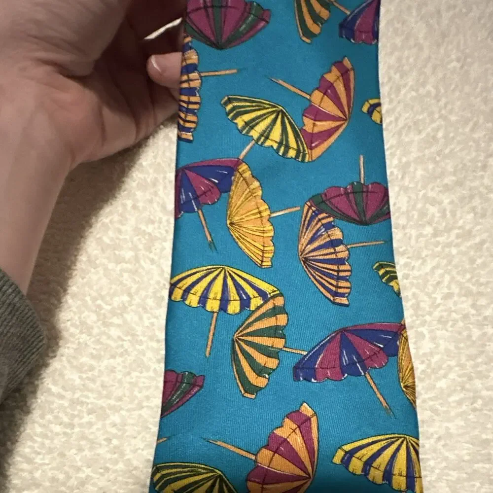 Kenneth Gordon Italian Silk Hand-Sewed Necktie Hand Printed Beach Umbrellas